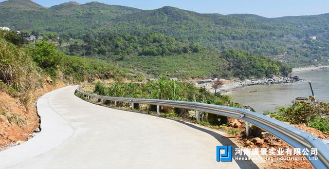 乡村公路波形丝瓜官网入口污.jpg